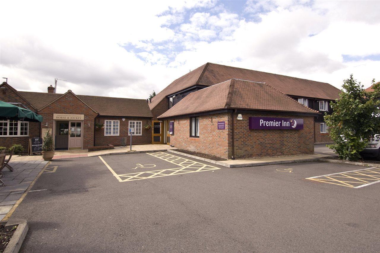 Premier Inn Aylesbury Aylesbury  Eksteriør bilde